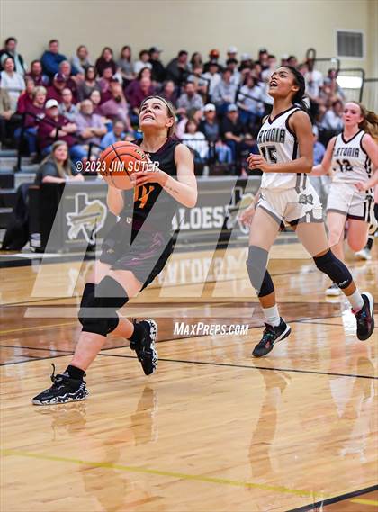 Thumbnail 1 in Thorndale vs Flatonia (UIL 2A Reg IV Bi-District) photogallery.