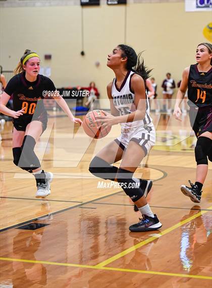 Thumbnail 2 in Thorndale vs Flatonia (UIL 2A Reg IV Bi-District) photogallery.