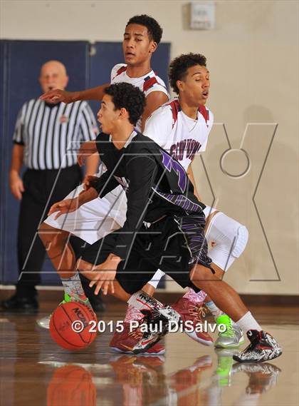 Thumbnail 3 in Sand Creek vs. Mesa Ridge (CHSAA 4A 1st Round) photogallery.