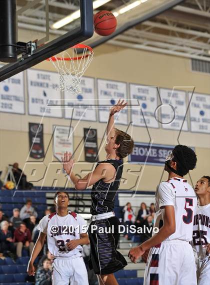 Thumbnail 1 in Sand Creek vs. Mesa Ridge (CHSAA 4A 1st Round) photogallery.