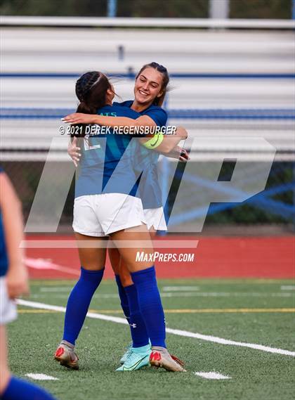 Thumbnail 1 in The Academy vs Salida (CHSAA 3A Playoffs Rd 1) photogallery.