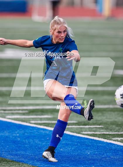 Thumbnail 1 in The Academy vs Salida (CHSAA 3A Playoffs Rd 1) photogallery.