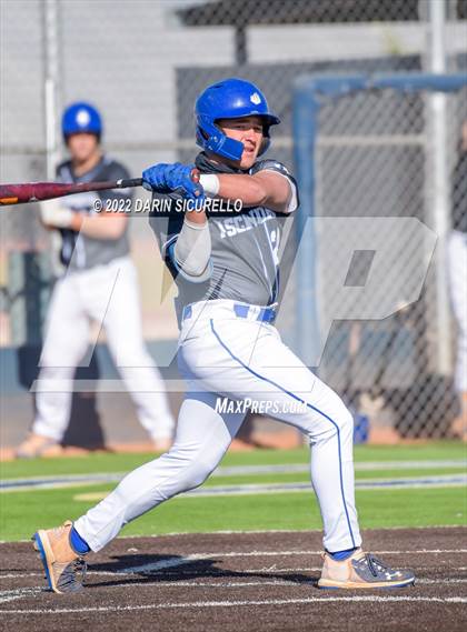 Thumbnail 2 in IMG Academy Black vs. Perry (Coach Bob Invitational) photogallery.