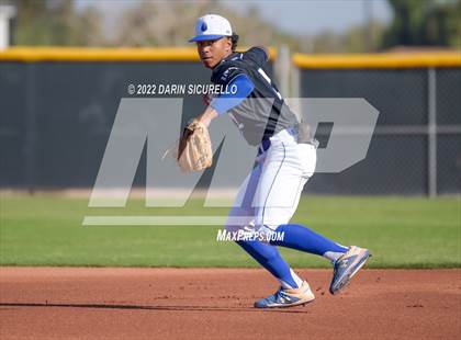 Thumbnail 2 in IMG Academy Black vs. Perry (Coach Bob Invitational) photogallery.