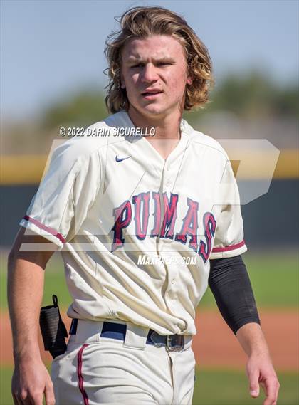 Thumbnail 3 in IMG Academy Black vs. Perry (Coach Bob Invitational) photogallery.