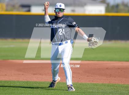 Thumbnail 1 in IMG Academy Black vs. Perry (Coach Bob Invitational) photogallery.