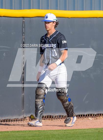 Thumbnail 2 in IMG Academy Black vs. Perry (Coach Bob Invitational) photogallery.