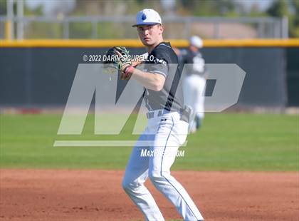Thumbnail 3 in IMG Academy Black vs. Perry (Coach Bob Invitational) photogallery.