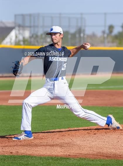 Thumbnail 3 in IMG Academy Black vs. Perry (Coach Bob Invitational) photogallery.