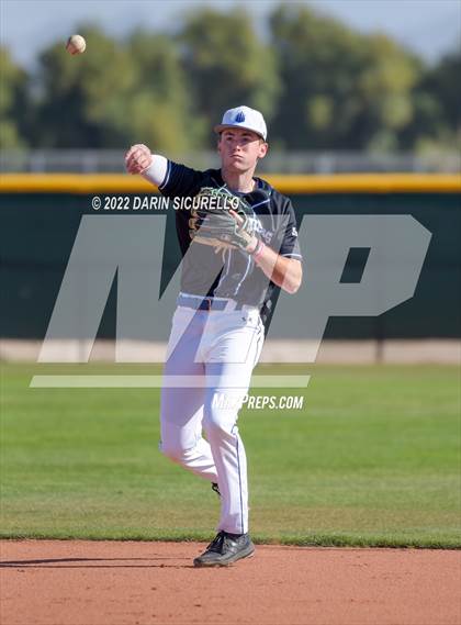Thumbnail 2 in IMG Academy Black vs. Perry (Coach Bob Invitational) photogallery.