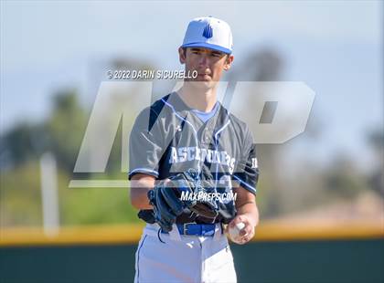 Thumbnail 3 in IMG Academy Black vs. Perry (Coach Bob Invitational) photogallery.