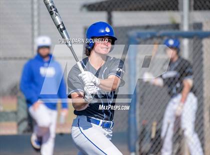 Thumbnail 2 in IMG Academy Black vs. Perry (Coach Bob Invitational) photogallery.
