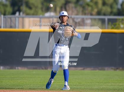 Thumbnail 1 in IMG Academy Black vs. Perry (Coach Bob Invitational) photogallery.