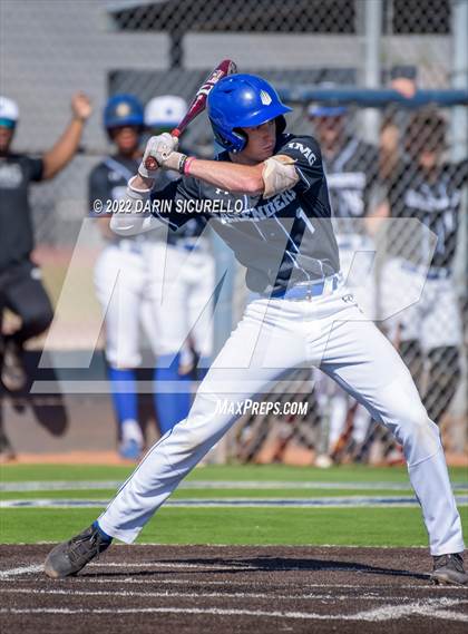 Thumbnail 2 in IMG Academy Black vs. Perry (Coach Bob Invitational) photogallery.