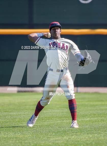 Thumbnail 3 in IMG Academy Black vs. Perry (Coach Bob Invitational) photogallery.