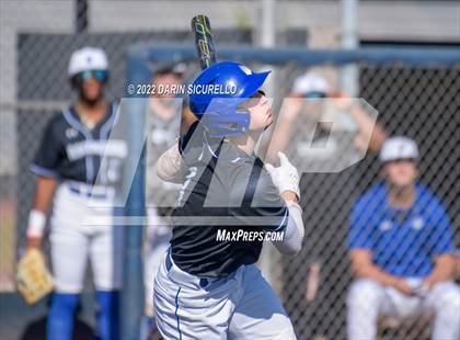 Thumbnail 1 in IMG Academy Black vs. Perry (Coach Bob Invitational) photogallery.