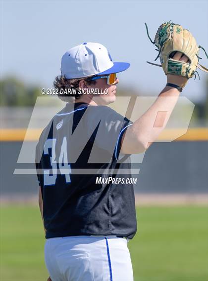 Thumbnail 2 in IMG Academy Black vs. Perry (Coach Bob Invitational) photogallery.
