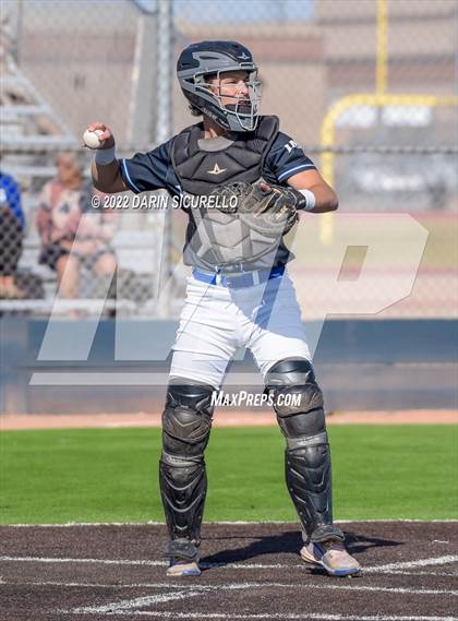 Thumbnail 3 in IMG Academy Black vs. Perry (Coach Bob Invitational) photogallery.