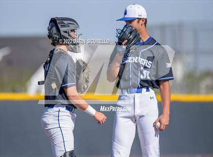 Thumbnail 3 in IMG Academy Black vs. Perry (Coach Bob Invitational) photogallery.