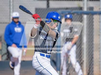 Thumbnail 3 in IMG Academy Black vs. Perry (Coach Bob Invitational) photogallery.