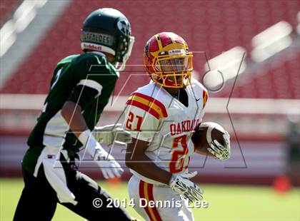 Thumbnail 2 in Manteca vs. Oakdale photogallery.