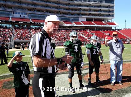 Thumbnail 3 in Manteca vs. Oakdale photogallery.