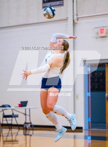 Thumbnail 1 in St. Cecilia vs Grand Island Central Catholic photogallery.