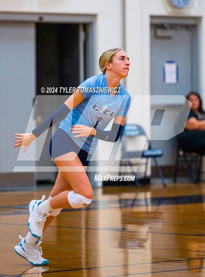 Thumbnail 3 in St. Cecilia vs Grand Island Central Catholic photogallery.