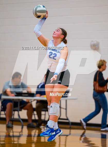Thumbnail 3 in St. Cecilia vs Grand Island Central Catholic photogallery.