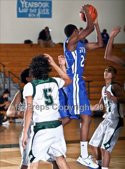 Thumbnail 1 in Dickinson vs. Pasadena (McDonalds Texas Invitational) photogallery.