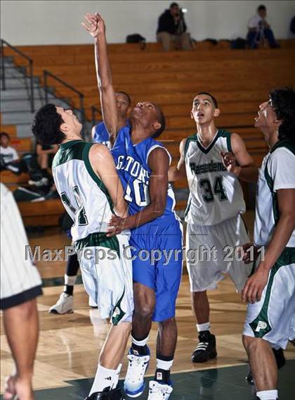 Thumbnail 1 in Dickinson vs. Pasadena (McDonalds Texas Invitational) photogallery.