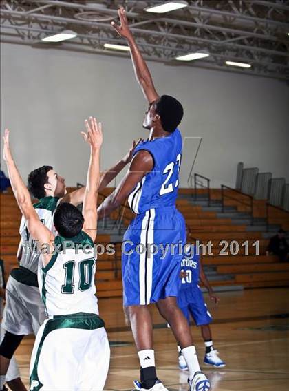 Thumbnail 1 in Dickinson vs. Pasadena (McDonalds Texas Invitational) photogallery.