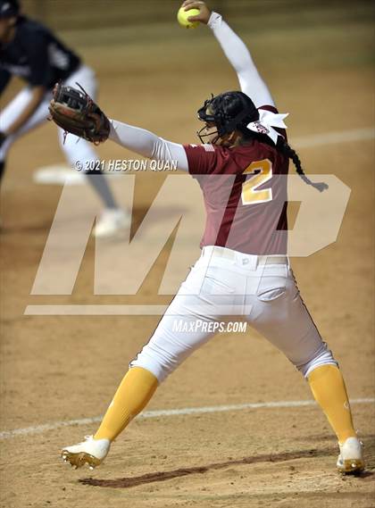 Thumbnail 3 in OC All Stars: North vs. South 2/2 photogallery.