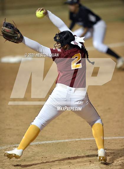 Thumbnail 2 in OC All Stars: North vs. South 2/2 photogallery.