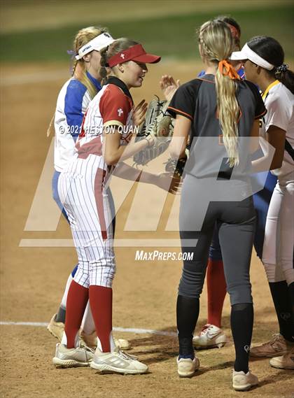 Thumbnail 3 in OC All Stars: North vs. South 2/2 photogallery.