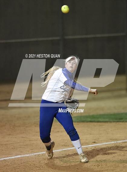 Thumbnail 2 in OC All Stars: North vs. South 2/2 photogallery.