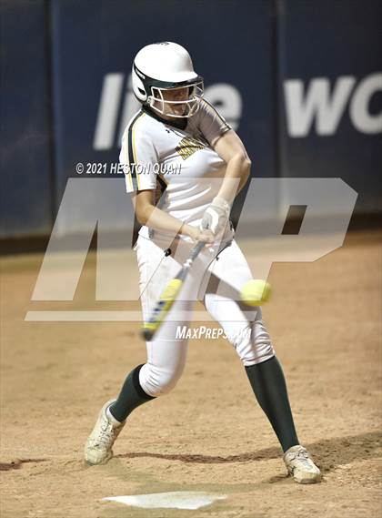 Thumbnail 2 in OC All Stars: North vs. South 2/2 photogallery.