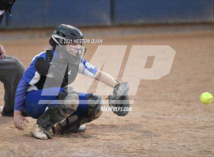 Thumbnail 3 in OC All Stars: North vs. South 2/2 photogallery.