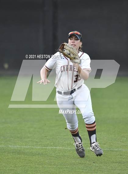 Thumbnail 3 in OC All Stars: North vs. South 2/2 photogallery.