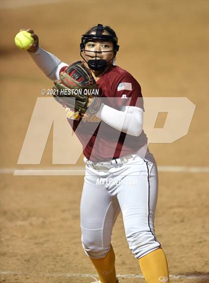 Thumbnail 3 in OC All Stars: North vs. South 2/2 photogallery.