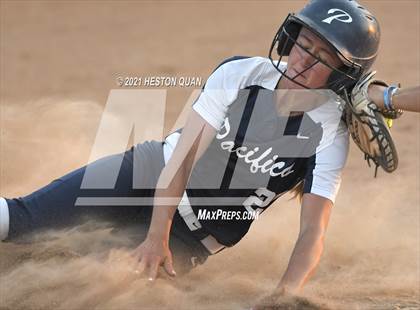 Thumbnail 1 in OC All Stars: North vs. South 2/2 photogallery.
