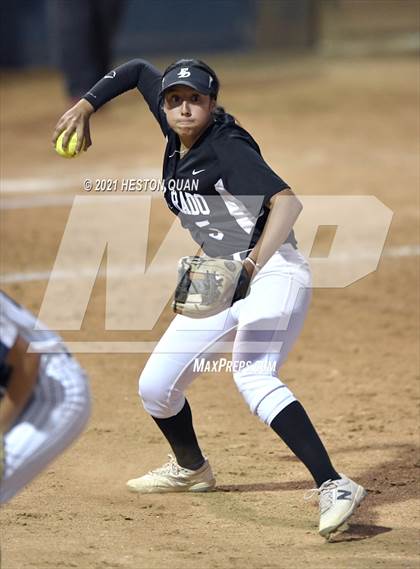 Thumbnail 1 in OC All Stars: North vs. South 2/2 photogallery.