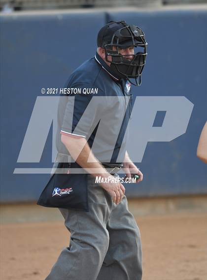 Thumbnail 2 in OC All Stars: North vs. South 2/2 photogallery.