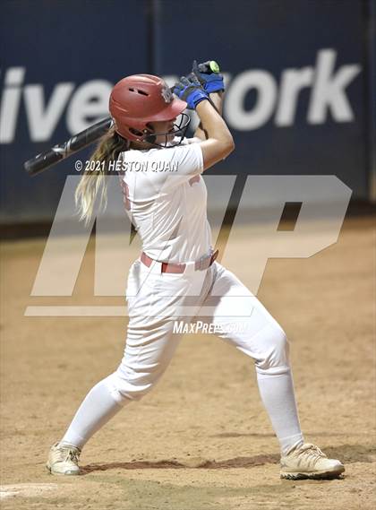 Thumbnail 3 in OC All Stars: North vs. South 2/2 photogallery.