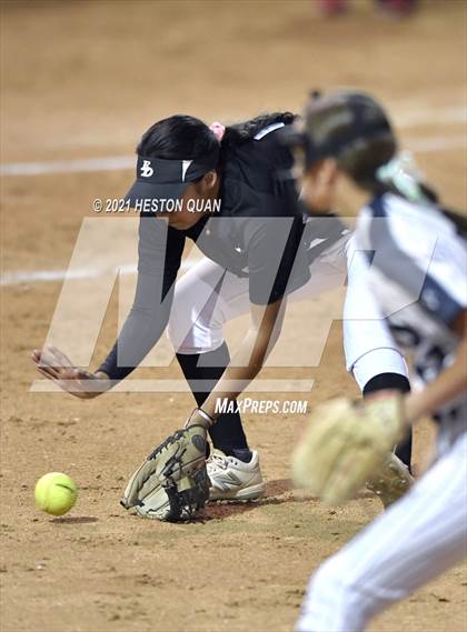 Thumbnail 2 in OC All Stars: North vs. South 2/2 photogallery.
