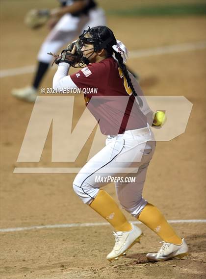Thumbnail 3 in OC All Stars: North vs. South 2/2 photogallery.