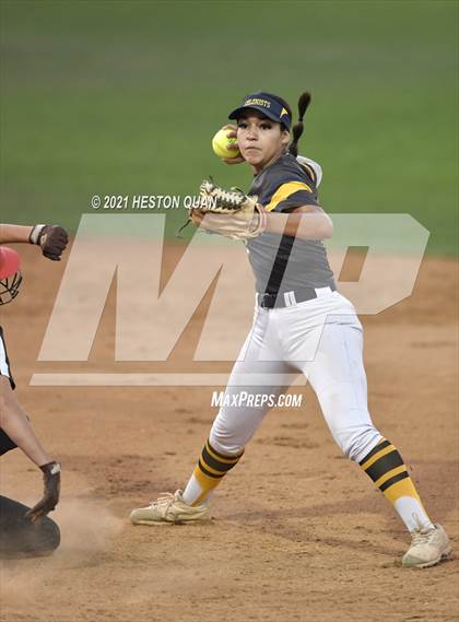 Thumbnail 1 in OC All Stars: North vs. South 2/2 photogallery.