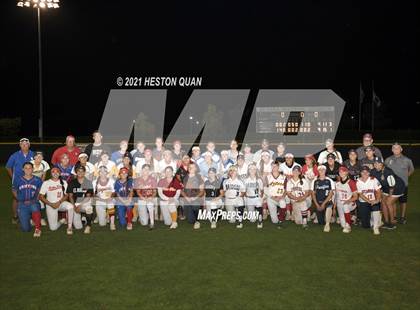 Thumbnail 1 in OC All Stars: North vs. South 2/2 photogallery.