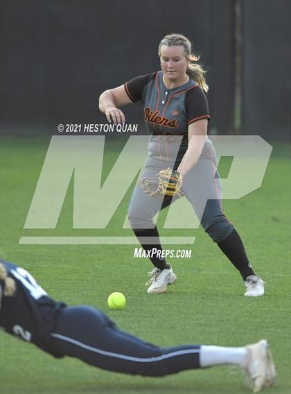 Thumbnail 2 in OC All Stars: North vs. South 2/2 photogallery.