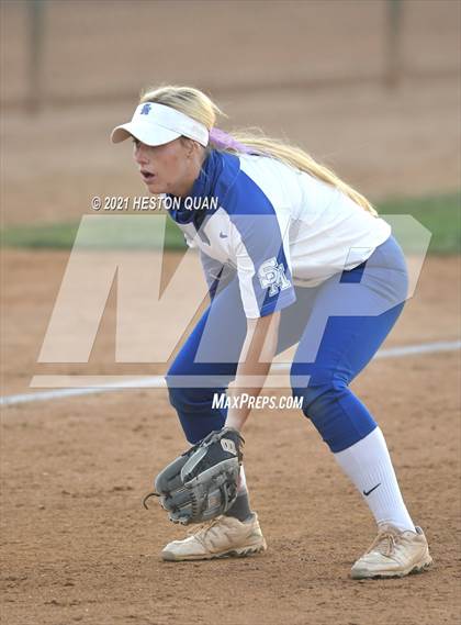 Thumbnail 3 in OC All Stars: North vs. South 2/2 photogallery.